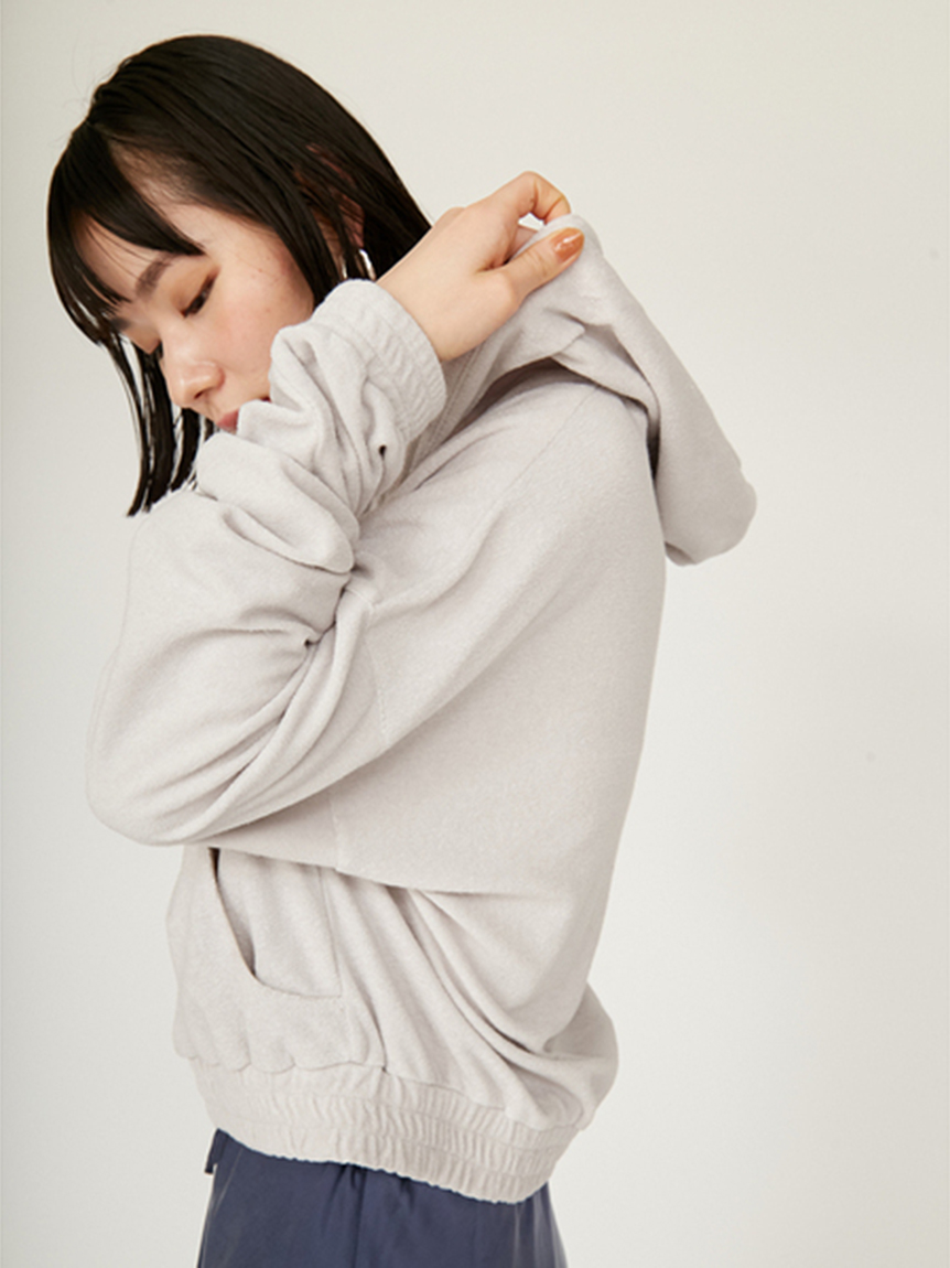 エミ emmi×PlaX TM フードパーカー emmi emmi×PlaX（TM）】フードパーカー(スウェット/パーカー